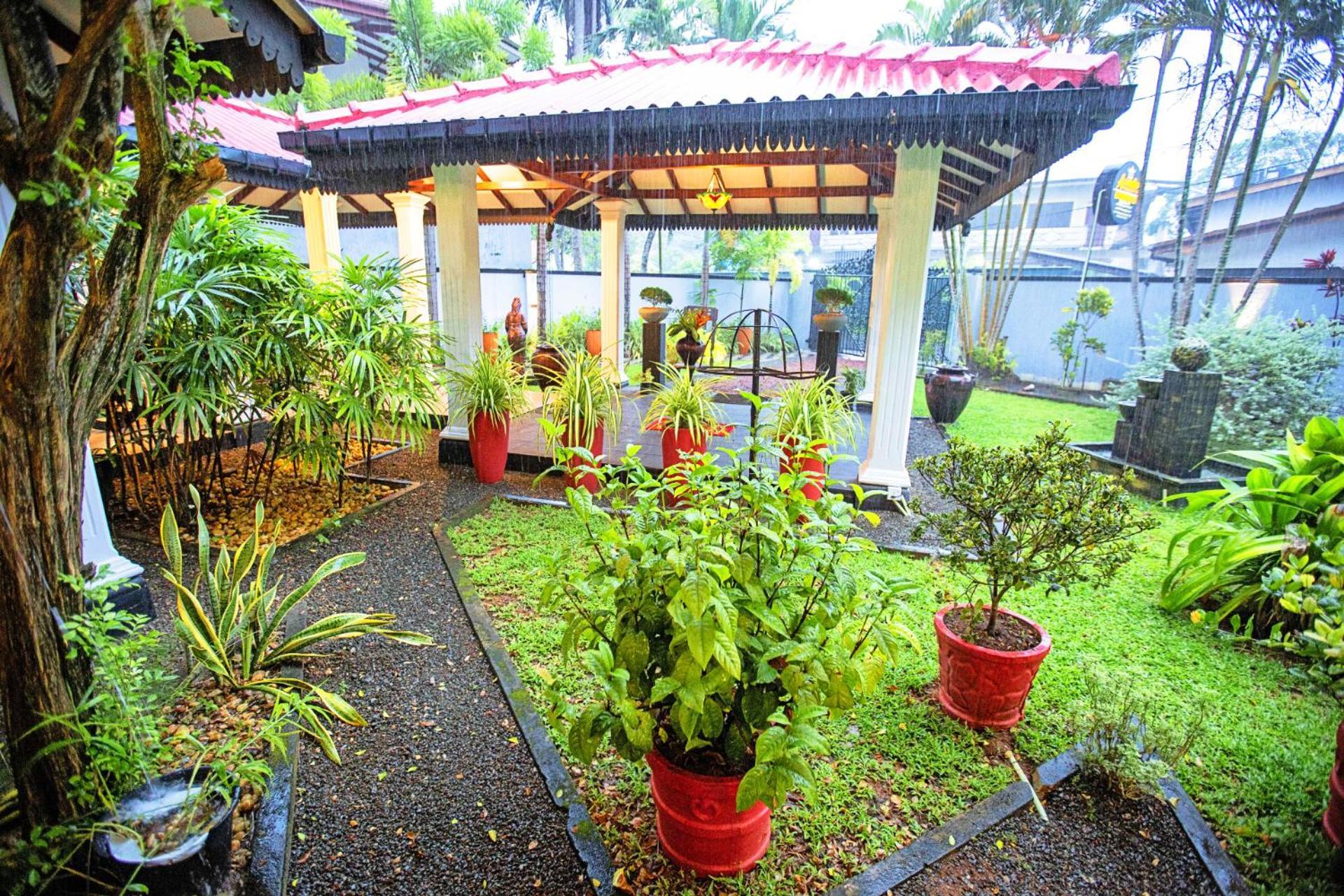 Arcadia Resort Hikkaduwa Exterior foto